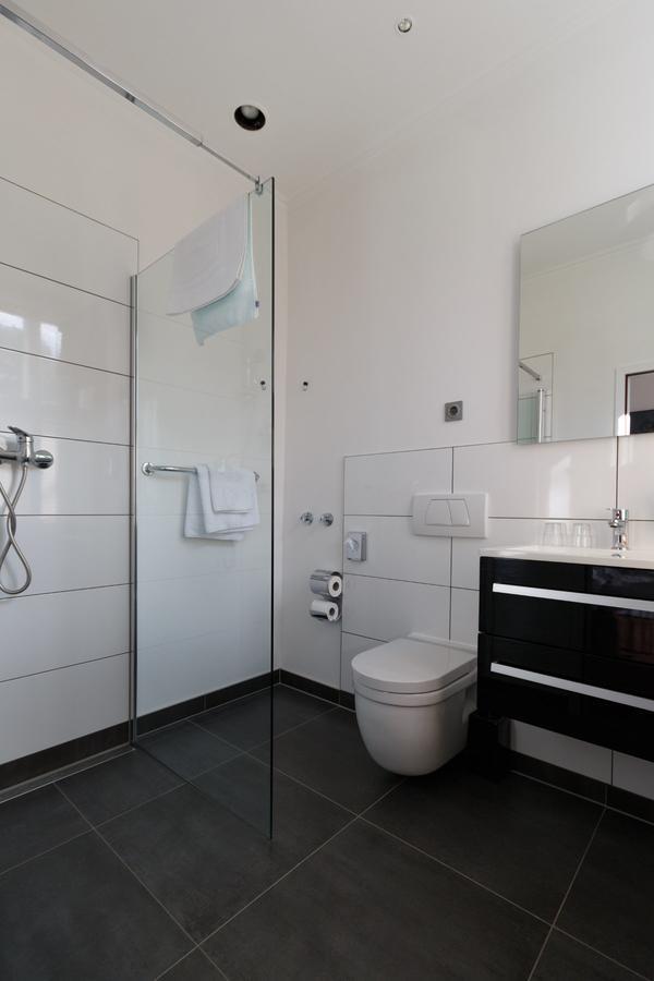ברלין Hotel Landhaus Schlachtensee מראה חיצוני תמונה